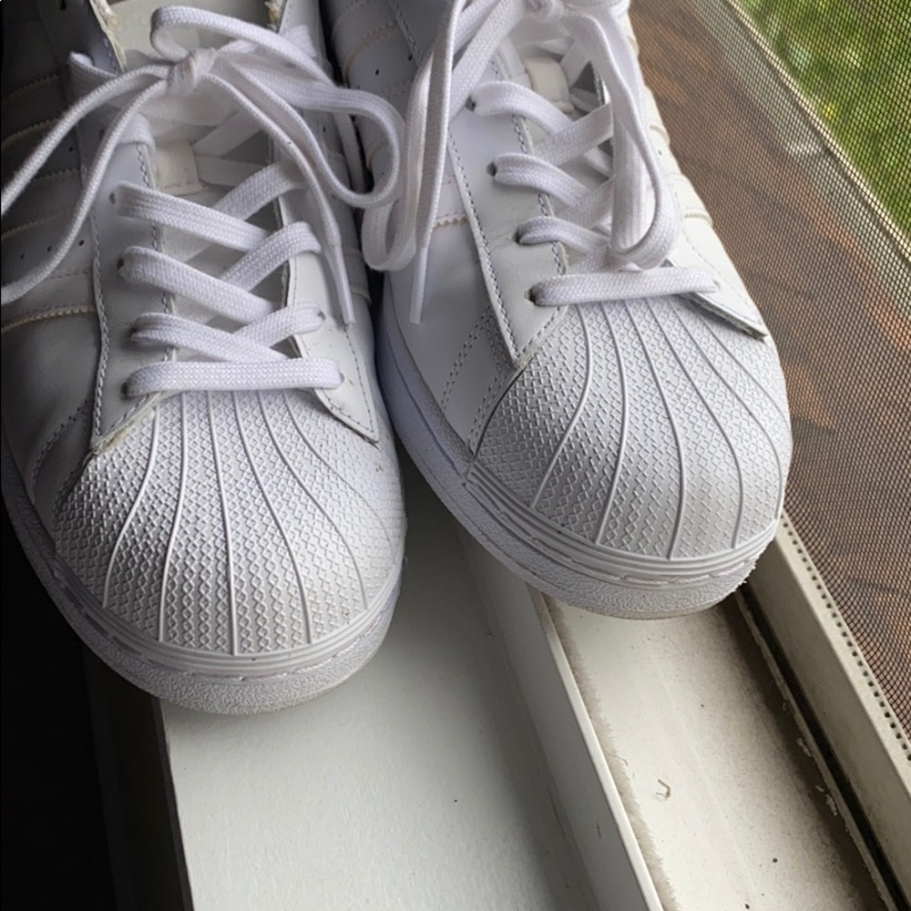 Adidas shell toes classic